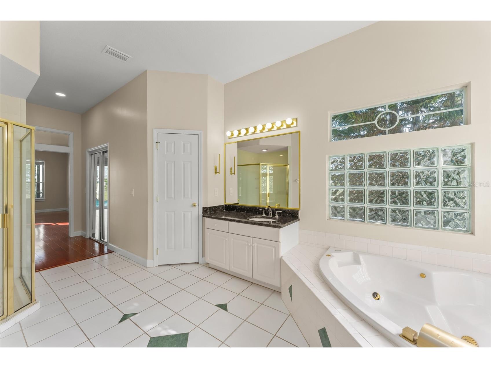 2211 Langley Circle Orlando FL 32835 O6399136 image36