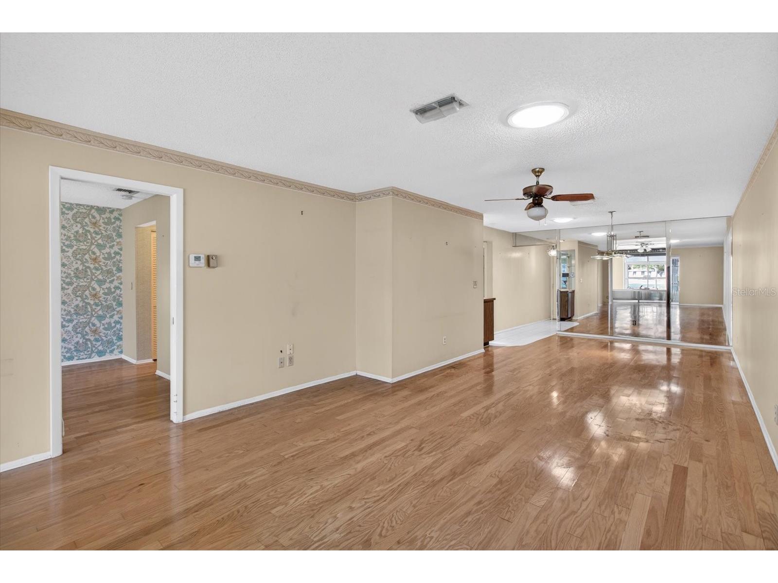 2211 Lark Circle W #D Palm Harbor FL 34684 - LAKE TARPON TB8456530 image10