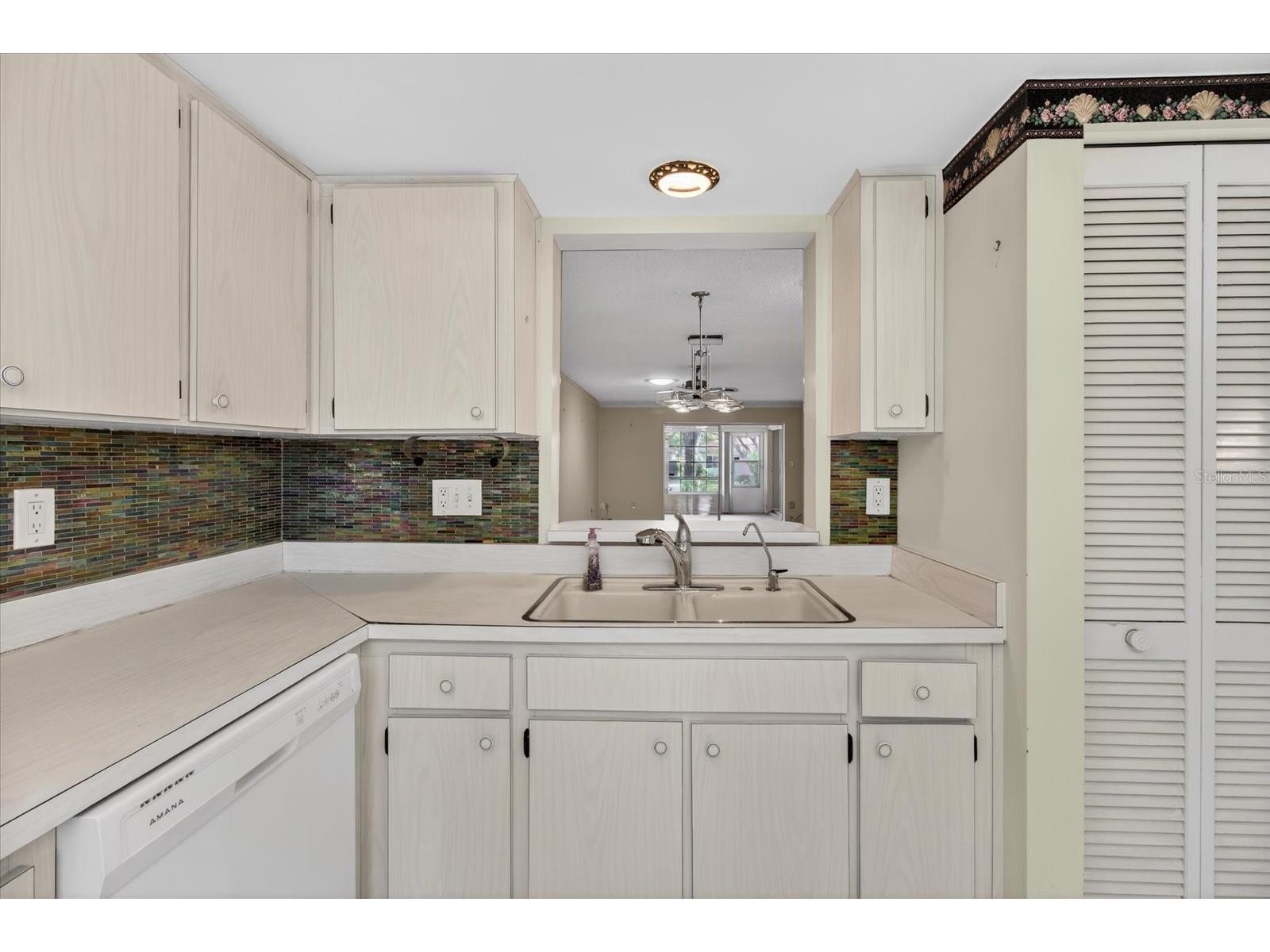 2211 Lark Circle W #D Palm Harbor FL 34684 - LAKE TARPON TB8456530 image17