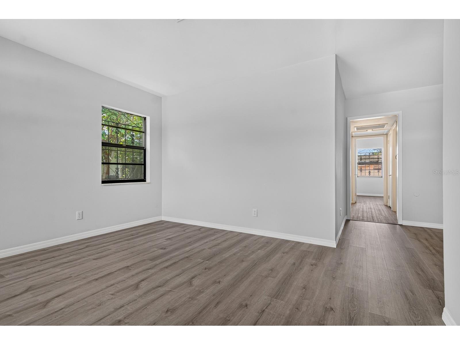 2211 Mallory Avenue Tampa FL 33605 TB8526455 image7