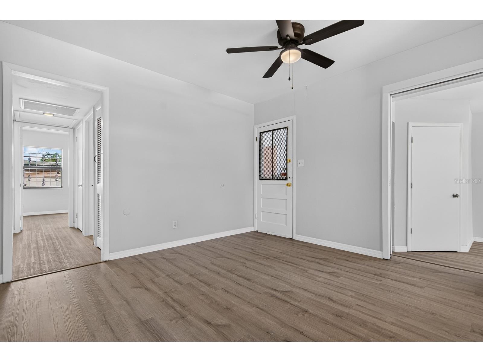 2211 Mallory Avenue Tampa FL 33605 TB8526455 image8