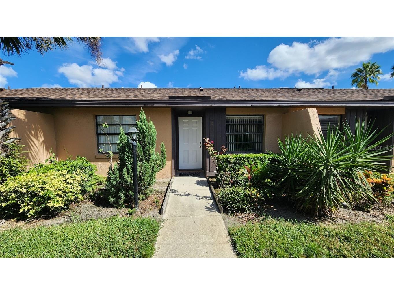 2211 Margarita Court Kissimmee FL 34741 O6346189 image1