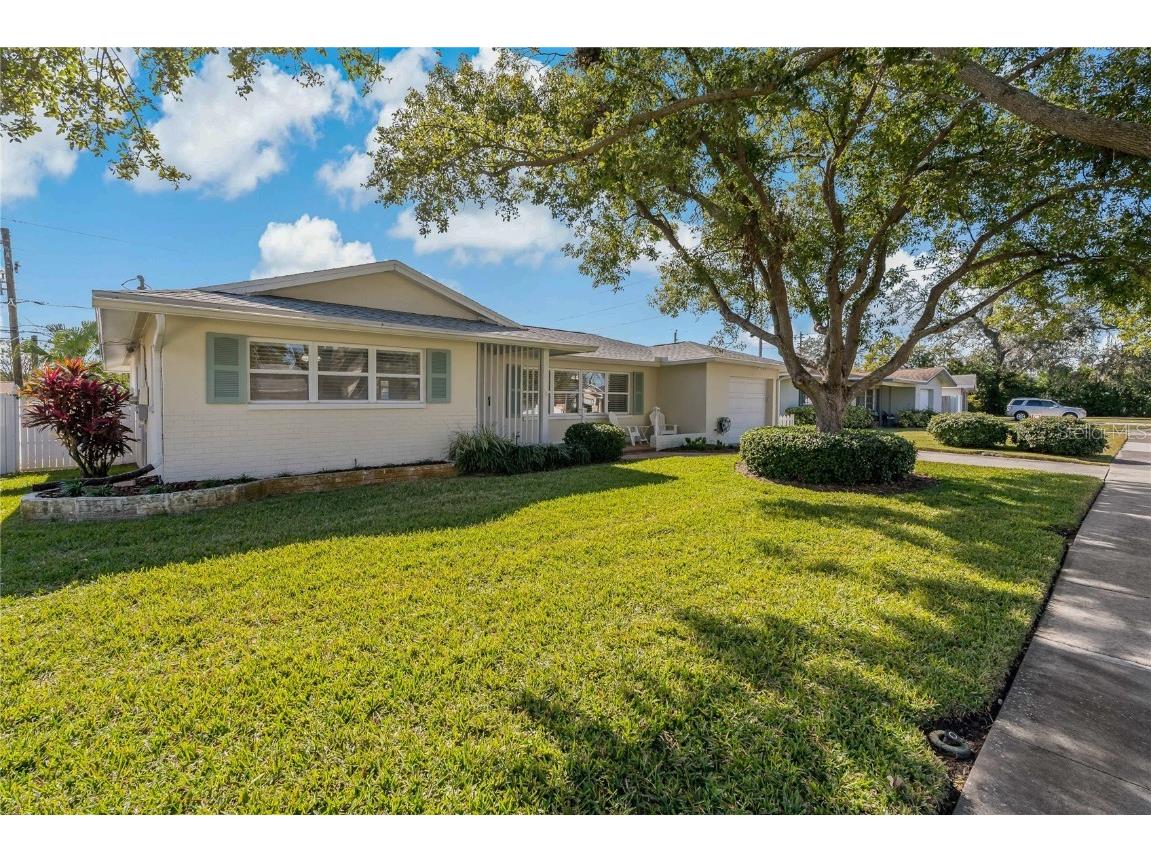 2211 Morningside Drive Clearwater FL 33764 TB8342462 image1