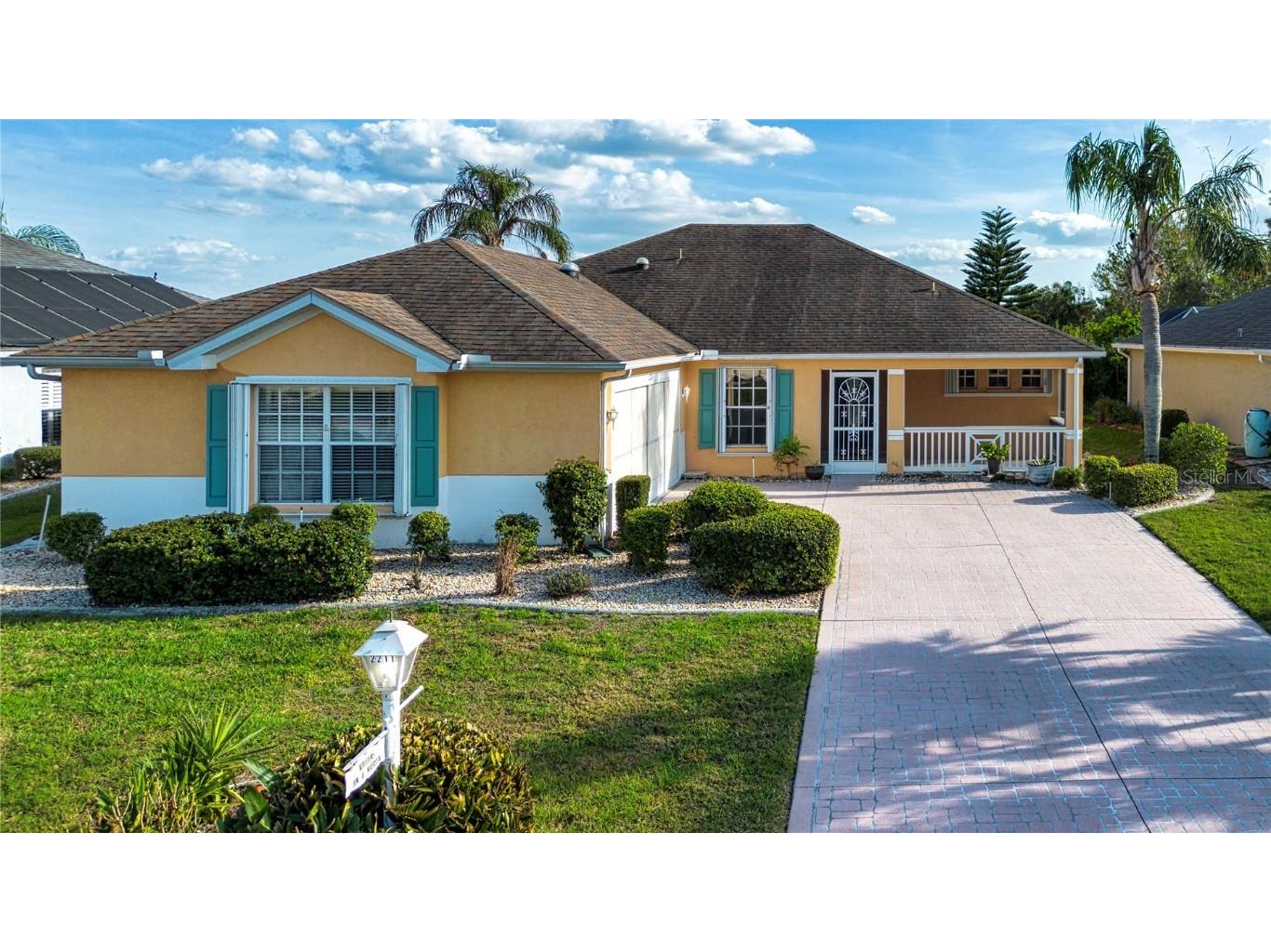 2211 N Creek Court Sun City Center FL 33573 TB8346155 image1