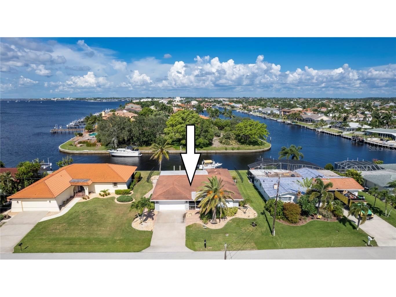 2211 Palm Tree Drive Punta Gorda FL 33950 C7473113 image1