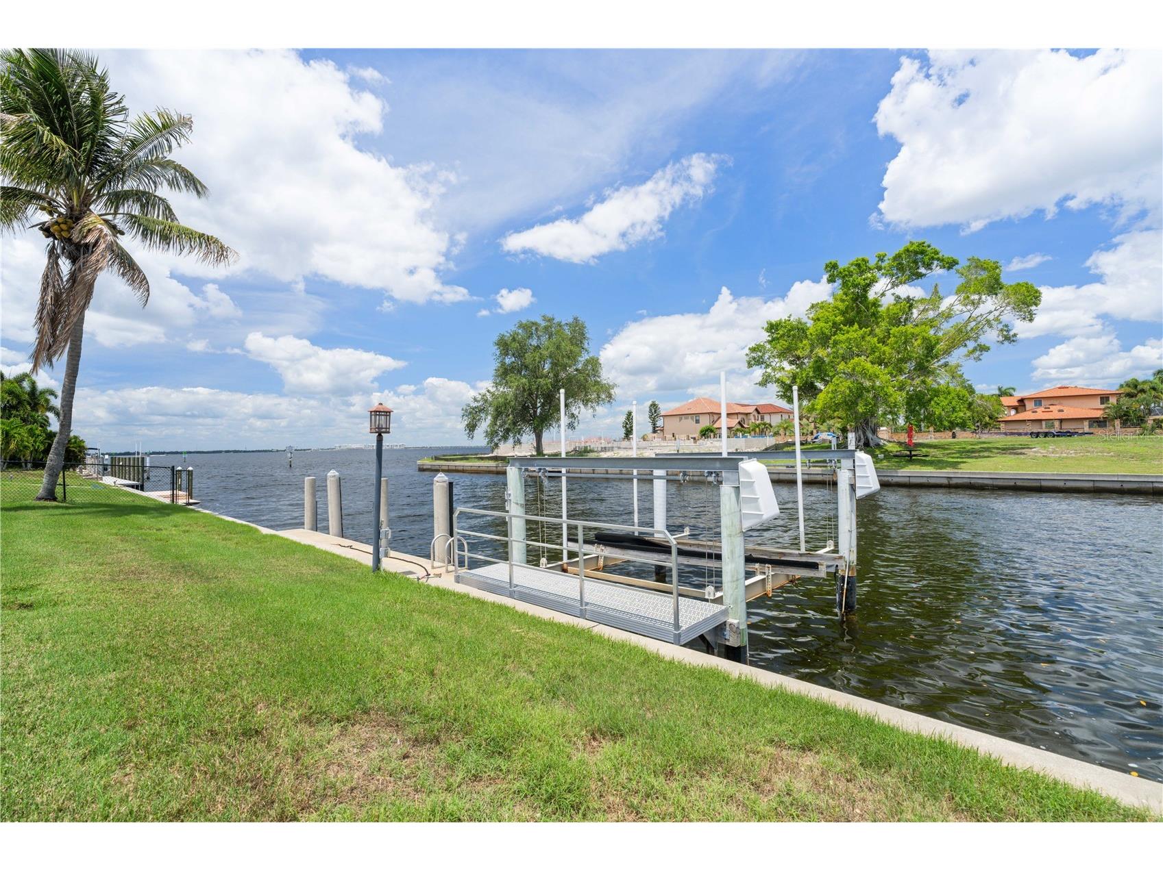2211 Palm Tree Drive Punta Gorda FL 33950 - POMPANO INLET CANAL C7527082 image6