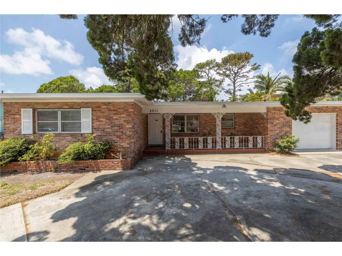 2211 Premier Drive S Gulfport FL 33707 U8204073 image1