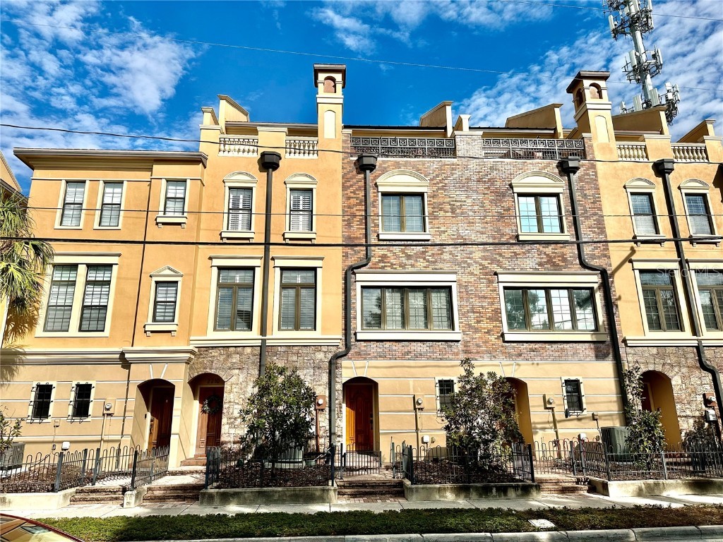 2211 Soho Bay Court Tampa FL 33606 T3490986 image1