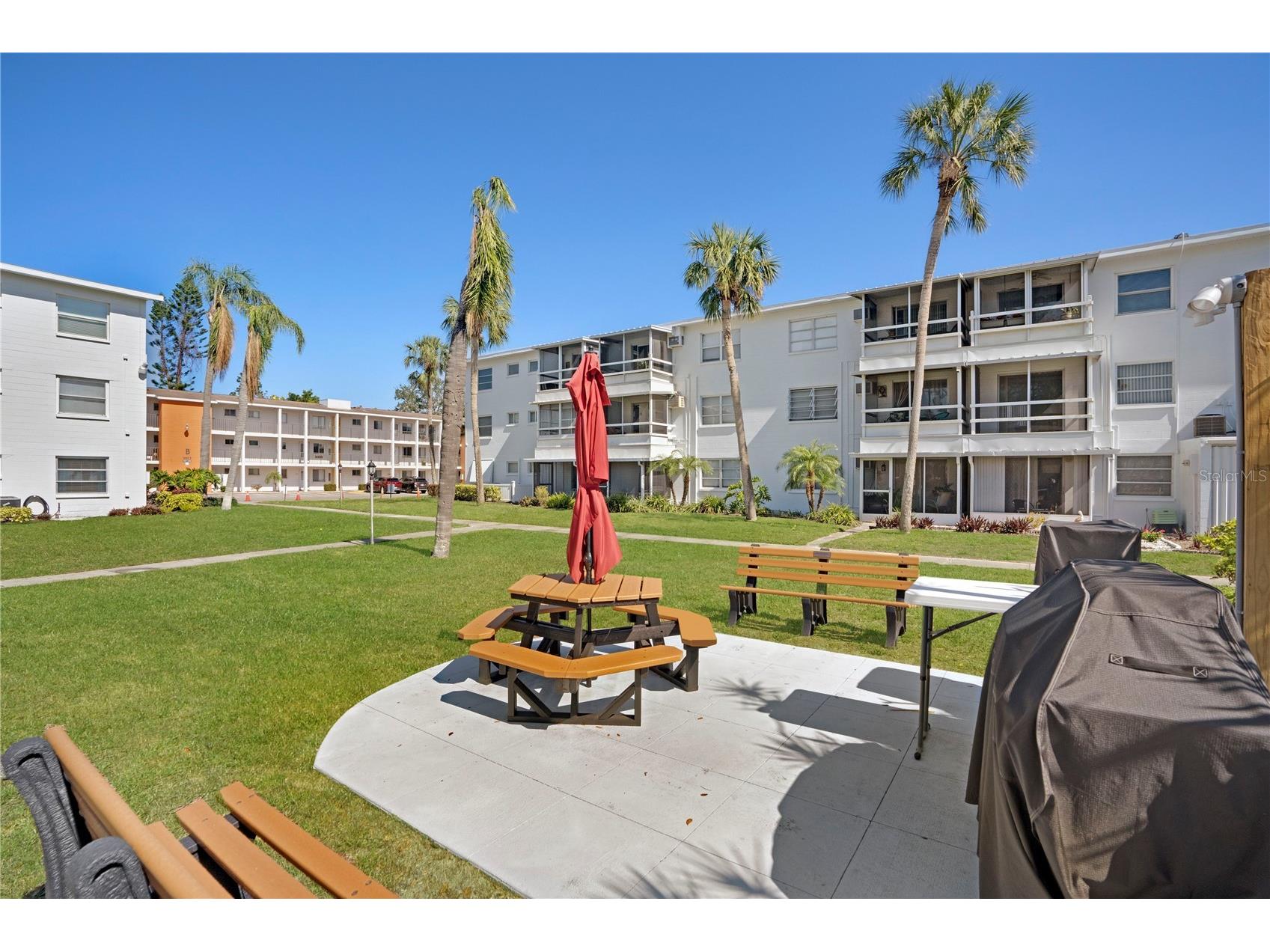 2211 Sunset Drive #E3 Bradenton FL 34207 A4679691 image27