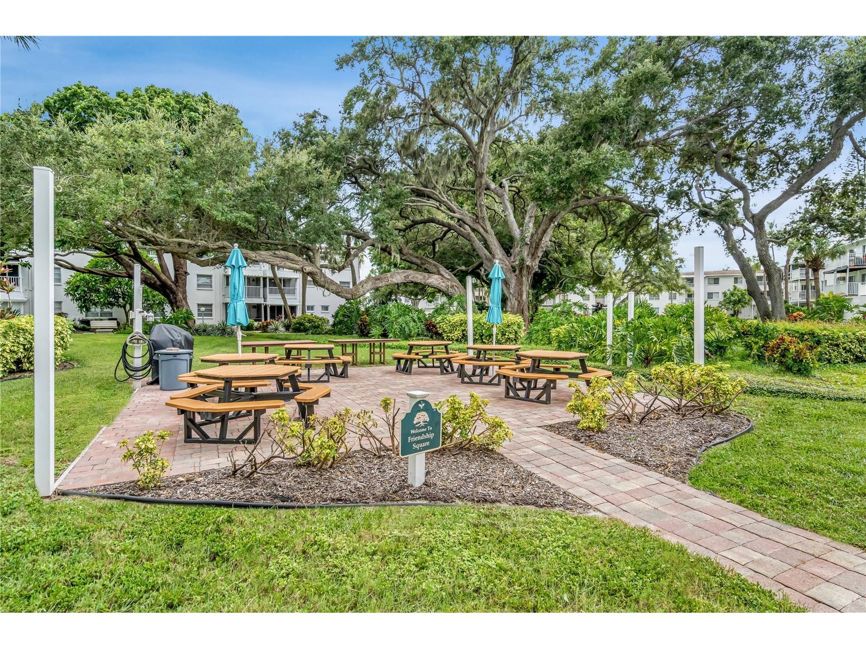 2211 Sunset Drive #E3 Bradenton FL 34207 A4679691 image32