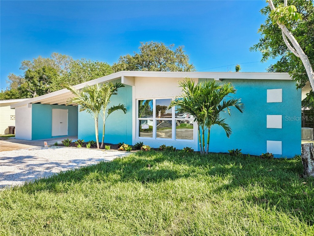2212 Bayshore Gardens Parkway Bradenton FL 34207 T3524153 image1