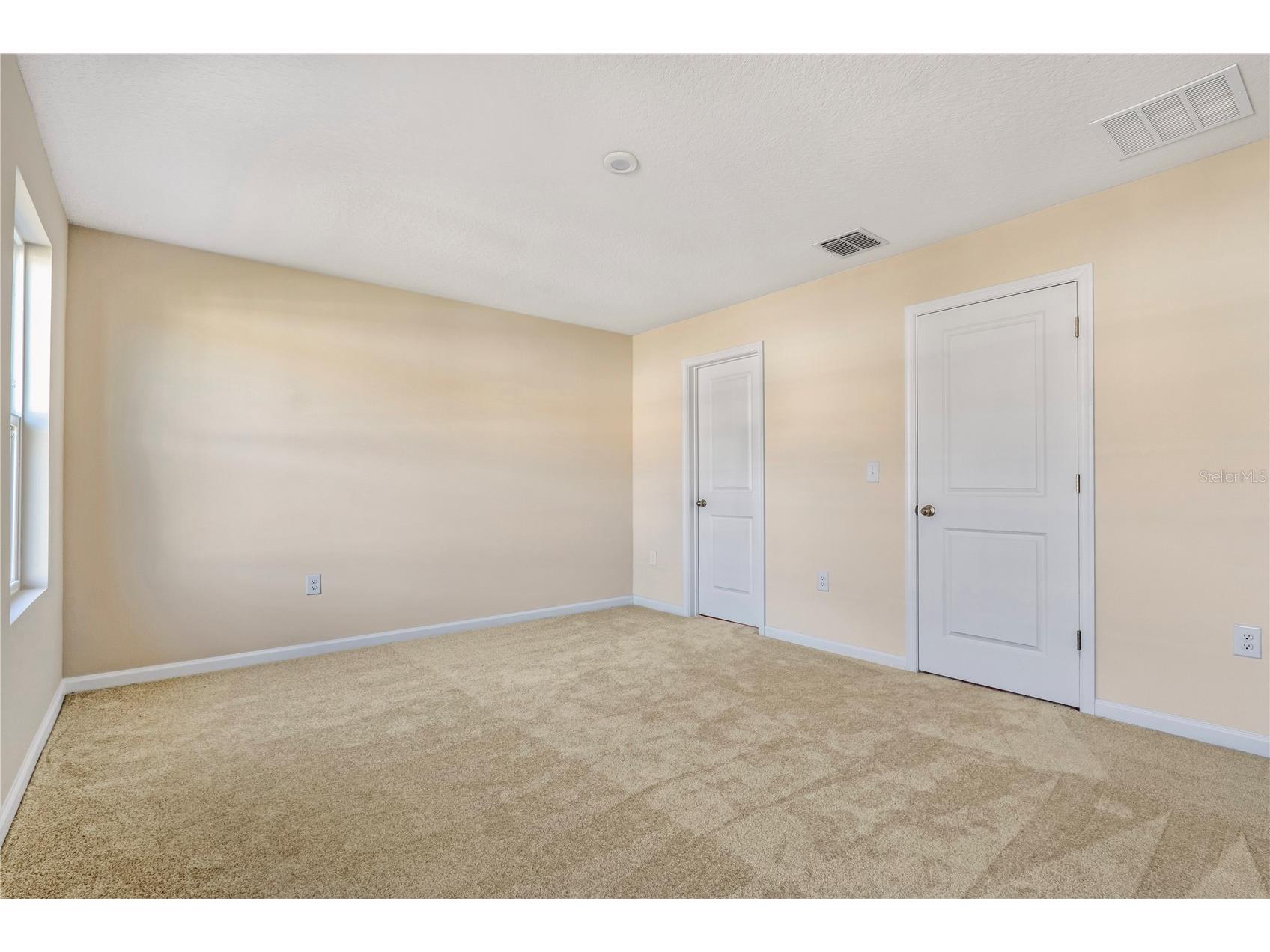 2212 Fluorescent Way South Daytona FL 32119 V4946328 image16