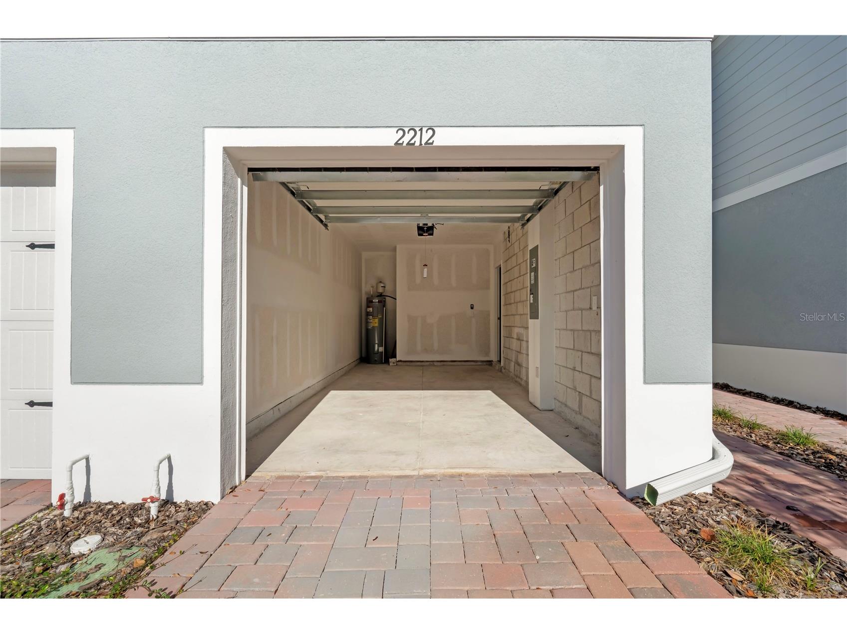 2212 Fluorescent Way South Daytona FL 32119 V4946328 image27