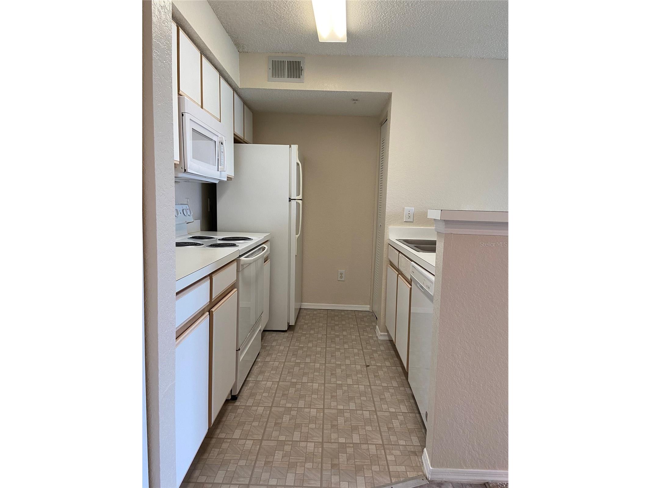 2212 Grand Cayman Court #1626 Kissimmee FL 34741 S5147236 image7