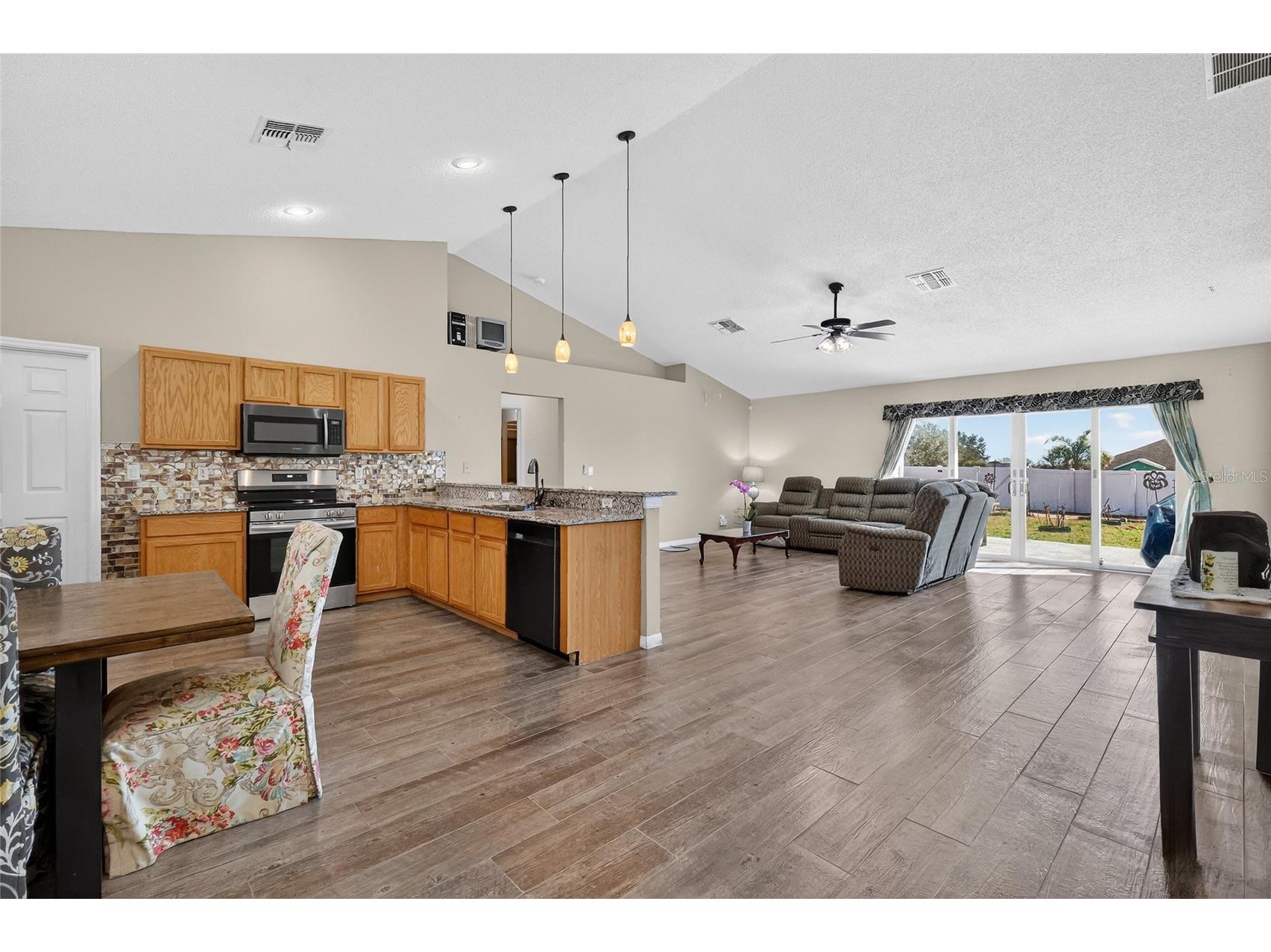 2212 Lake Pointe Circle Leesburg FL 34748 O6383971 image17