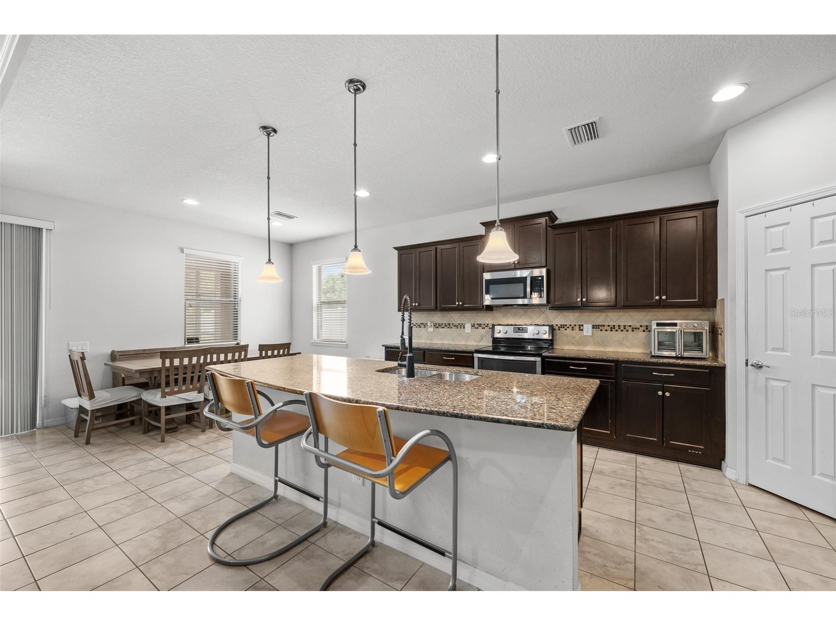 2212 Landside Drive Valrico FL 33594 TB8519820 image14