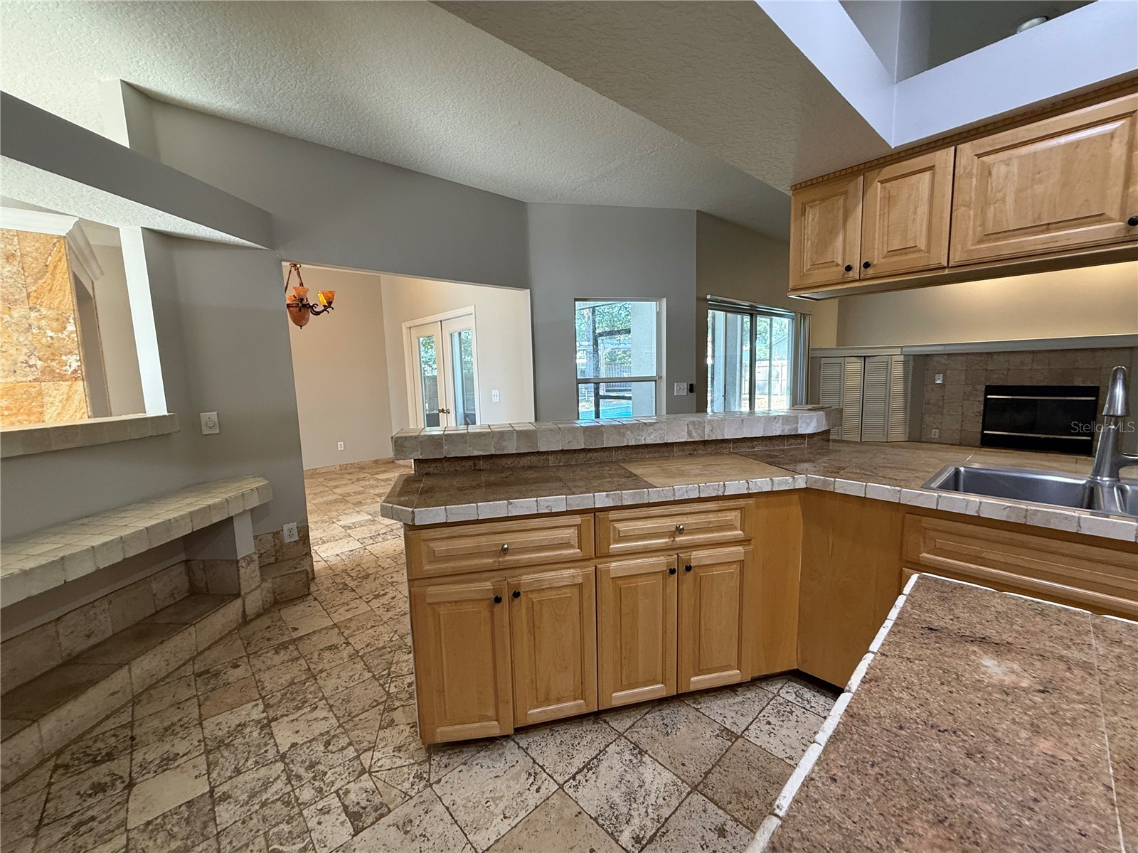 2212 Misty Ridge Lane Valrico FL 33594 TB8509136 image6