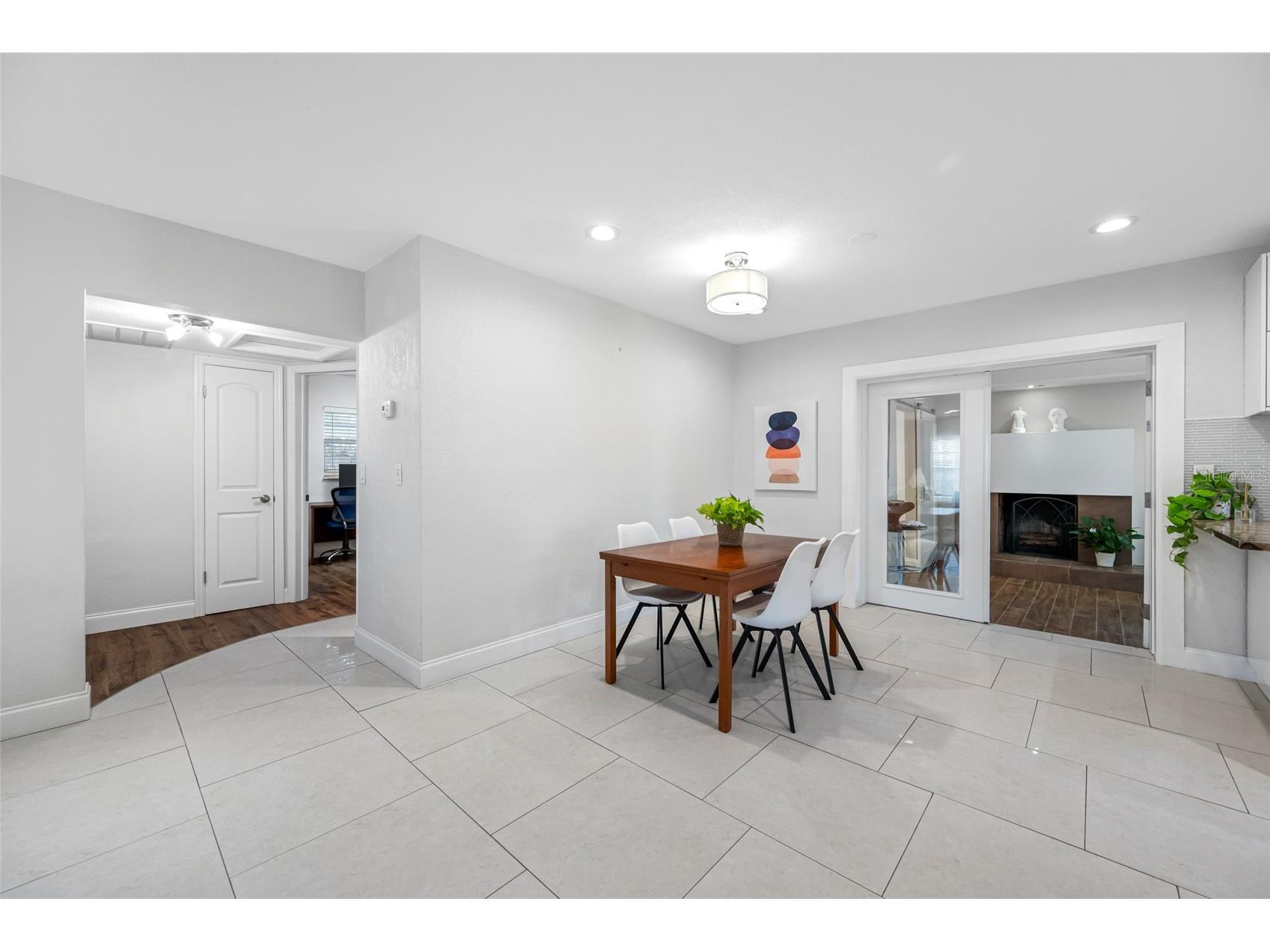 2212 NE Coachman Road Clearwater FL 33765 TB8491030 image16