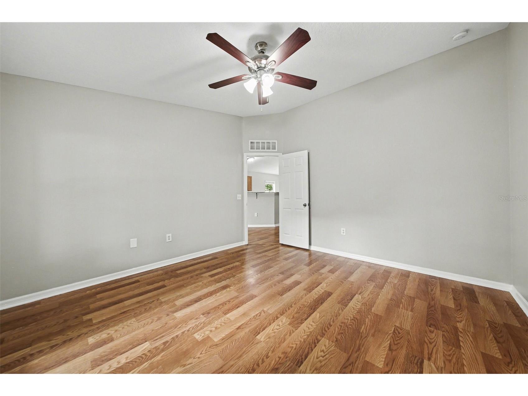 2212 Nicollett Way Leesburg FL 34748 O6393096 image14