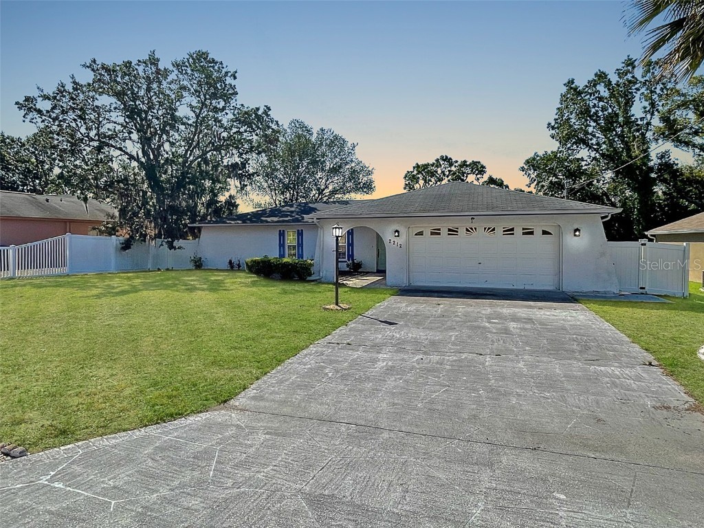 2212 Rio Circle Spring Hill FL 34608 W7854109 image1