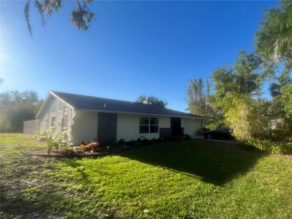 2212 Shadow Lakes Drive Sarasota FL 34240 A4564695 image1