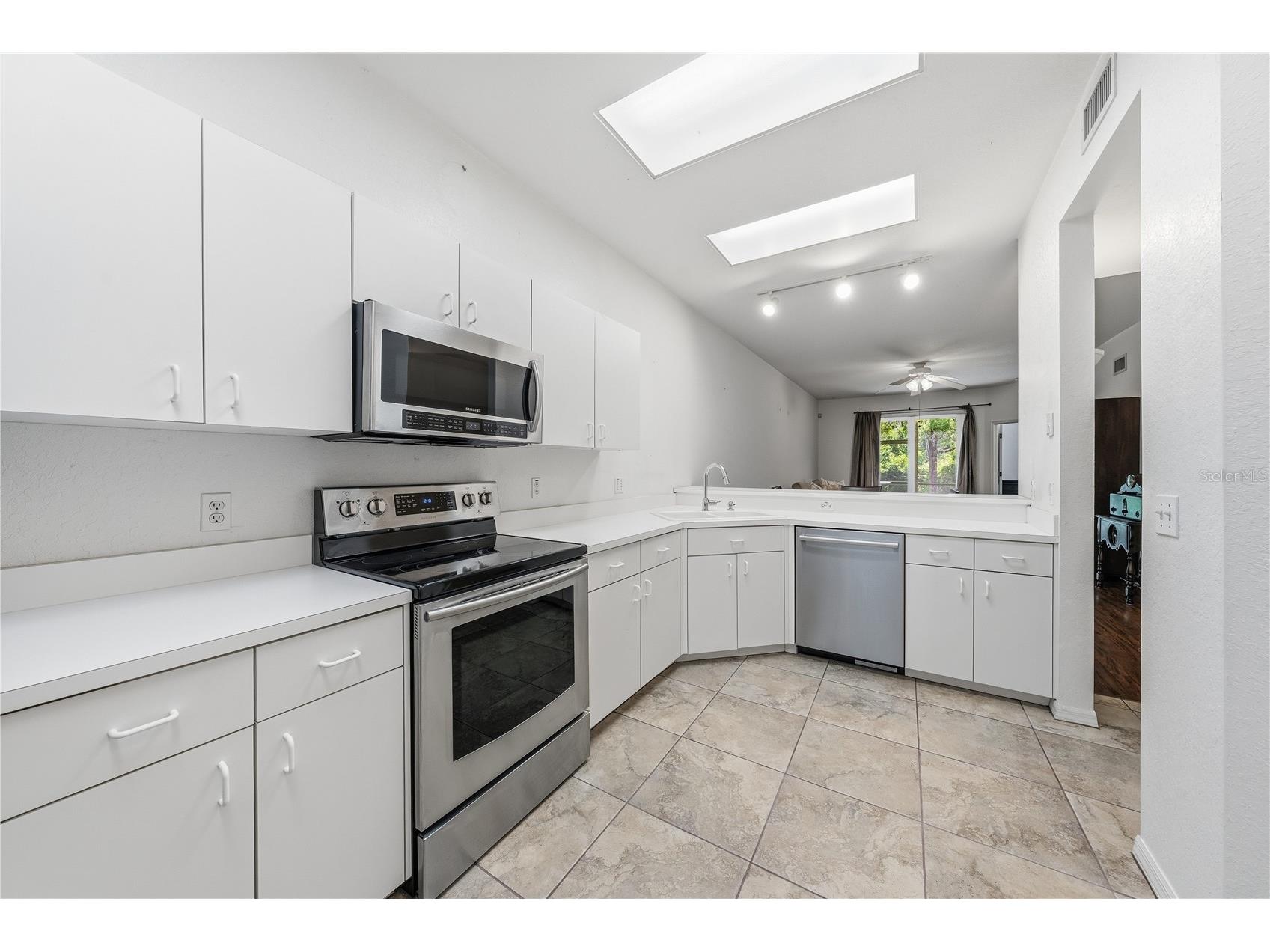 22128 Little Lagoon Court Lutz FL 33549 TB8505944 image10