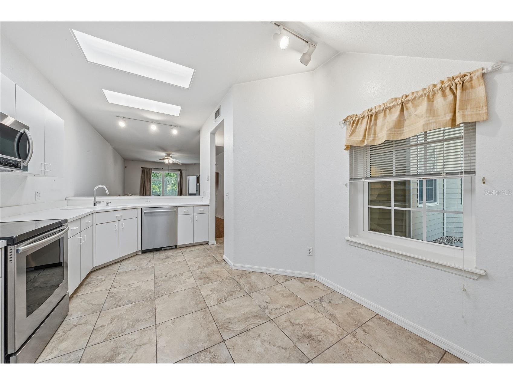 22128 Little Lagoon Court Lutz FL 33549 TB8505944 image13