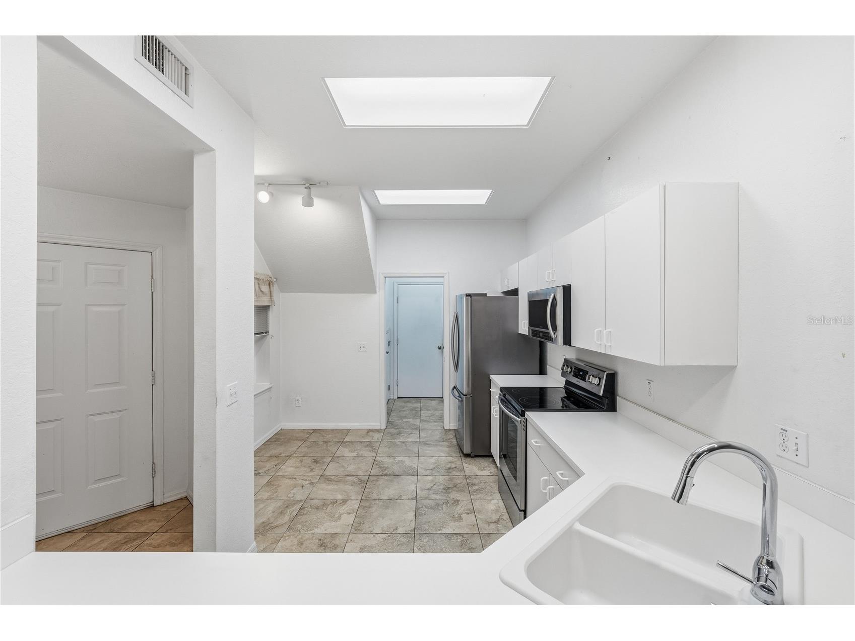 22128 Little Lagoon Court Lutz FL 33549 TB8505944 image17
