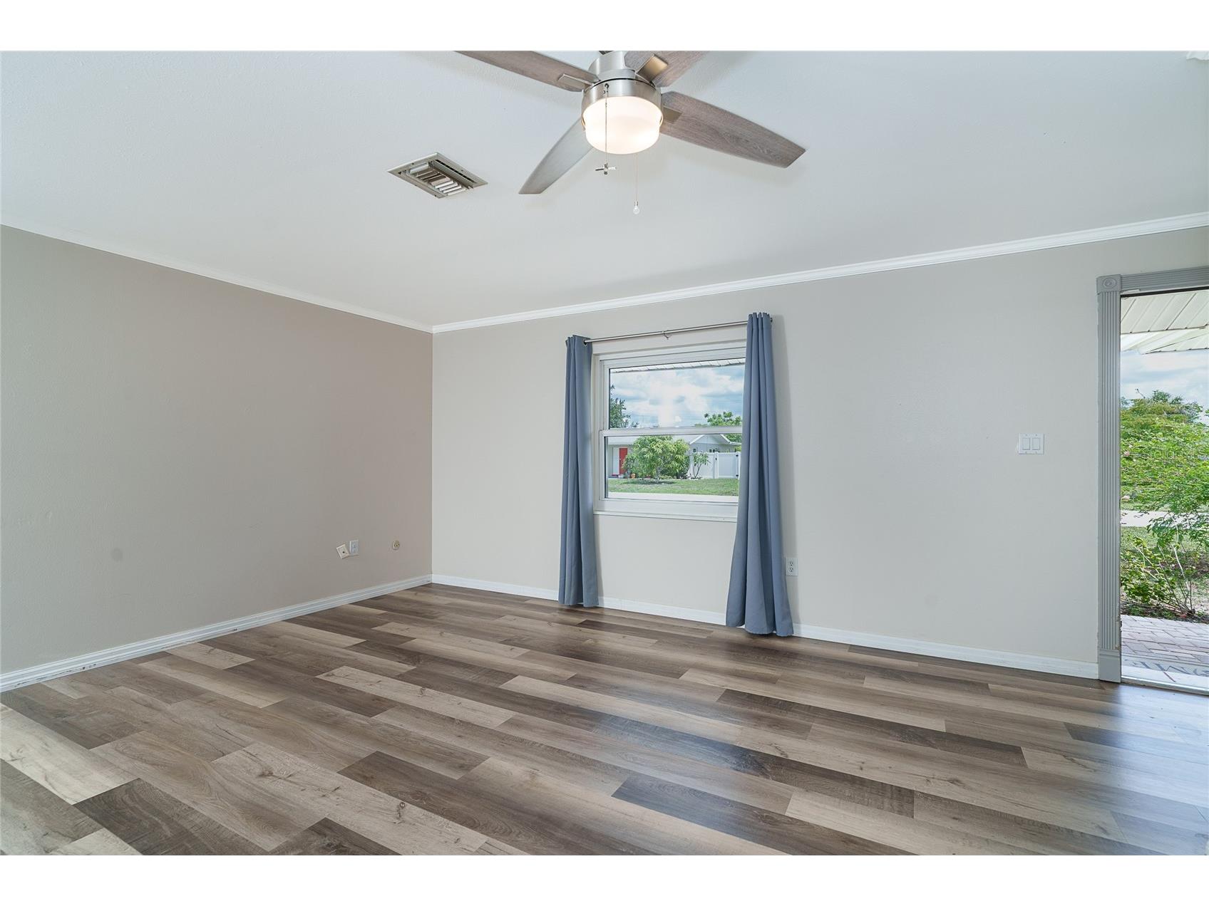 22129 Rochester Avenue Port Charlotte FL 33952 D6147584 image9