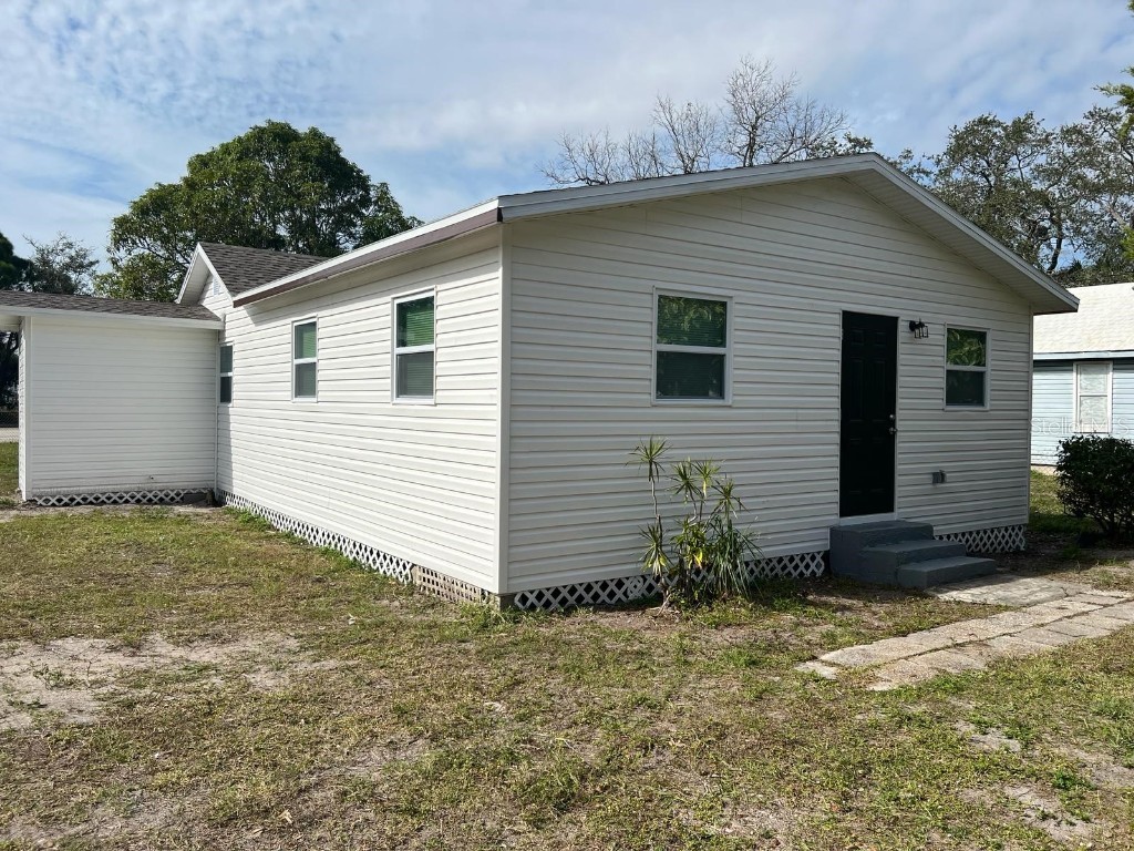 2213 4th Avenue E Palmetto FL 34221 A4597816 image1