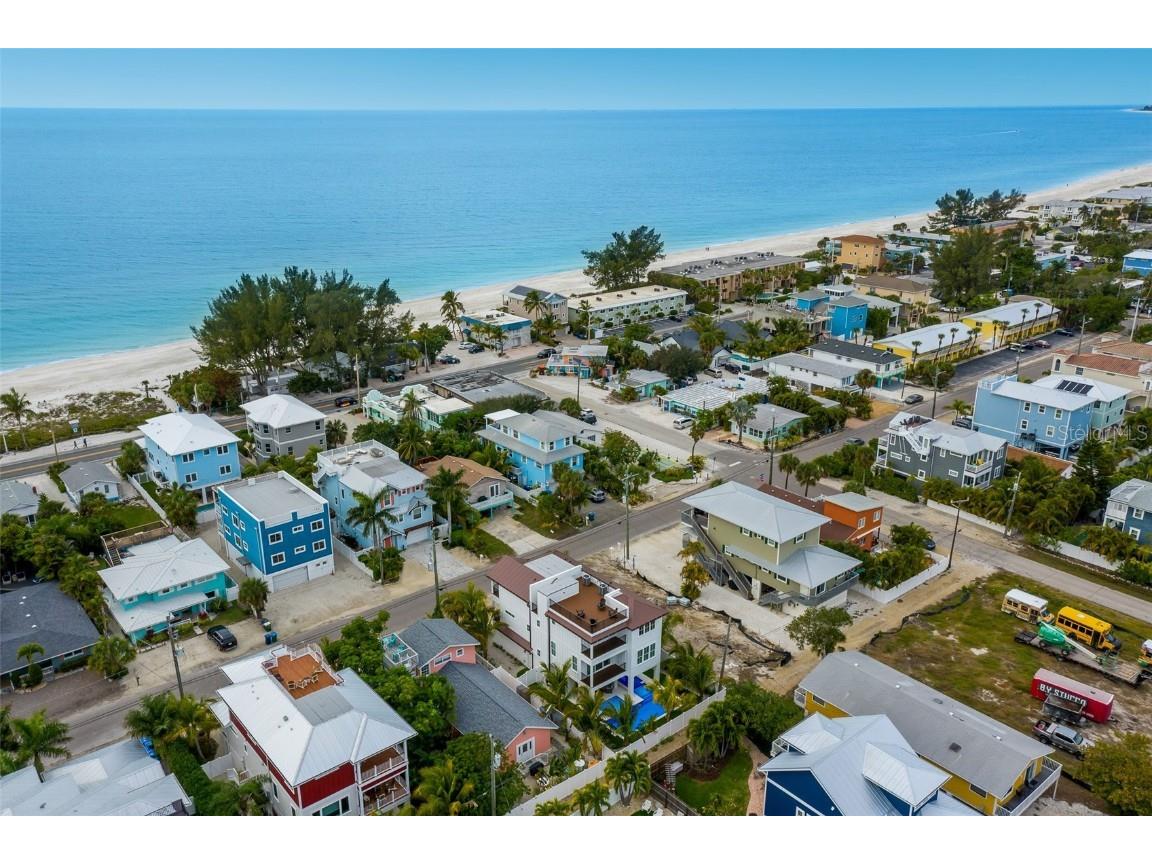 2213 Avenue C Bradenton Beach FL 34217 A4670988 image17