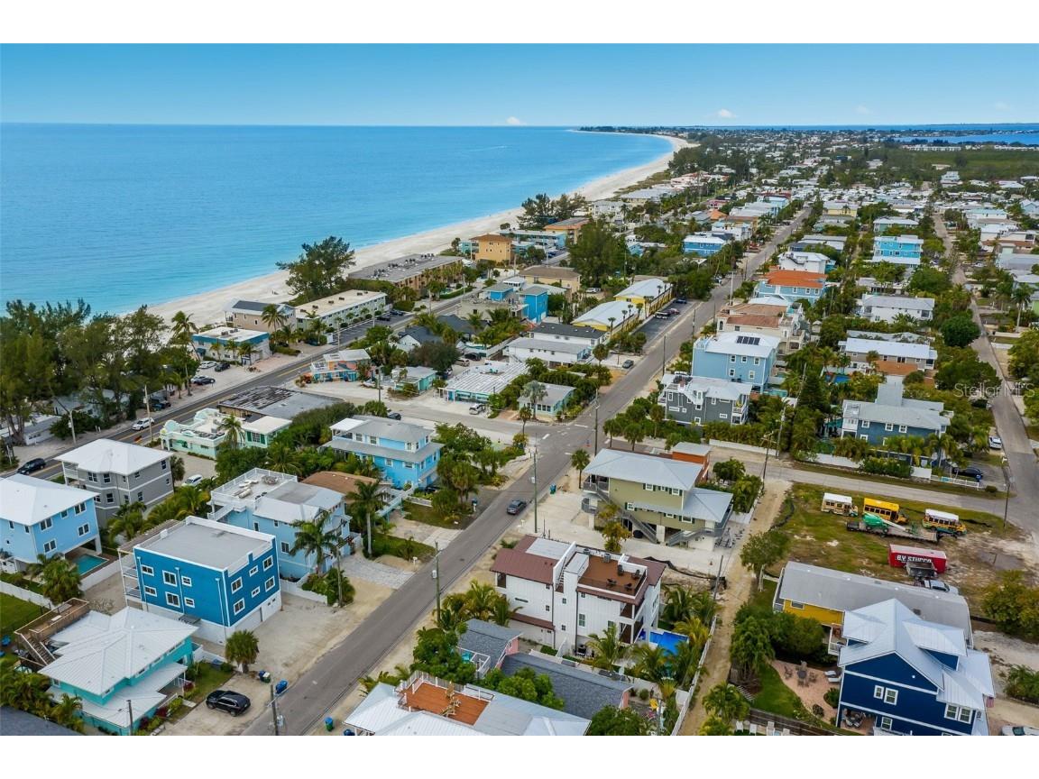 2213 Avenue C Bradenton Beach FL 34217 A4670988 image18