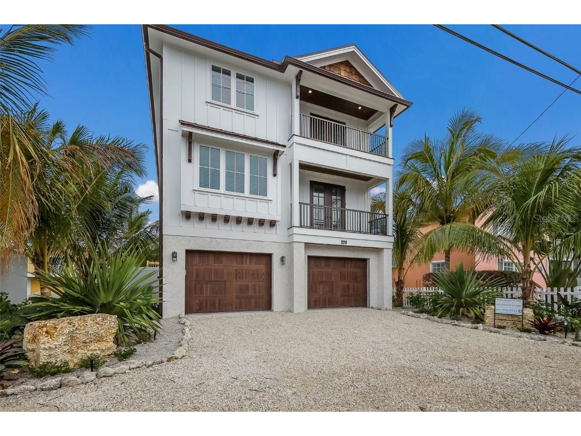 2213 Avenue C Bradenton Beach FL 34217 A4670988 image2