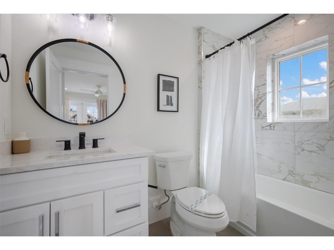 2213 Avenue C Bradenton Beach FL 34217 A4670988 image34