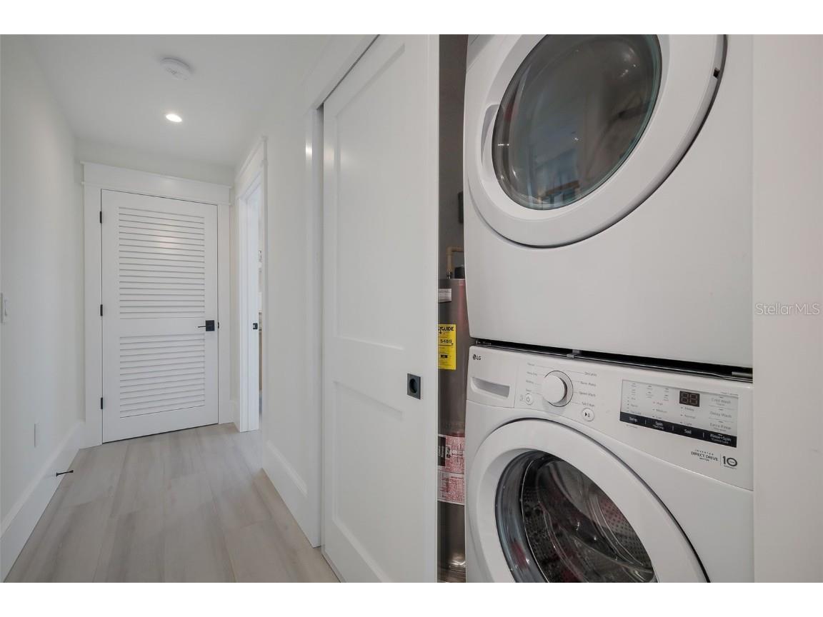 2213 Avenue C Bradenton Beach FL 34217 A4670988 image35