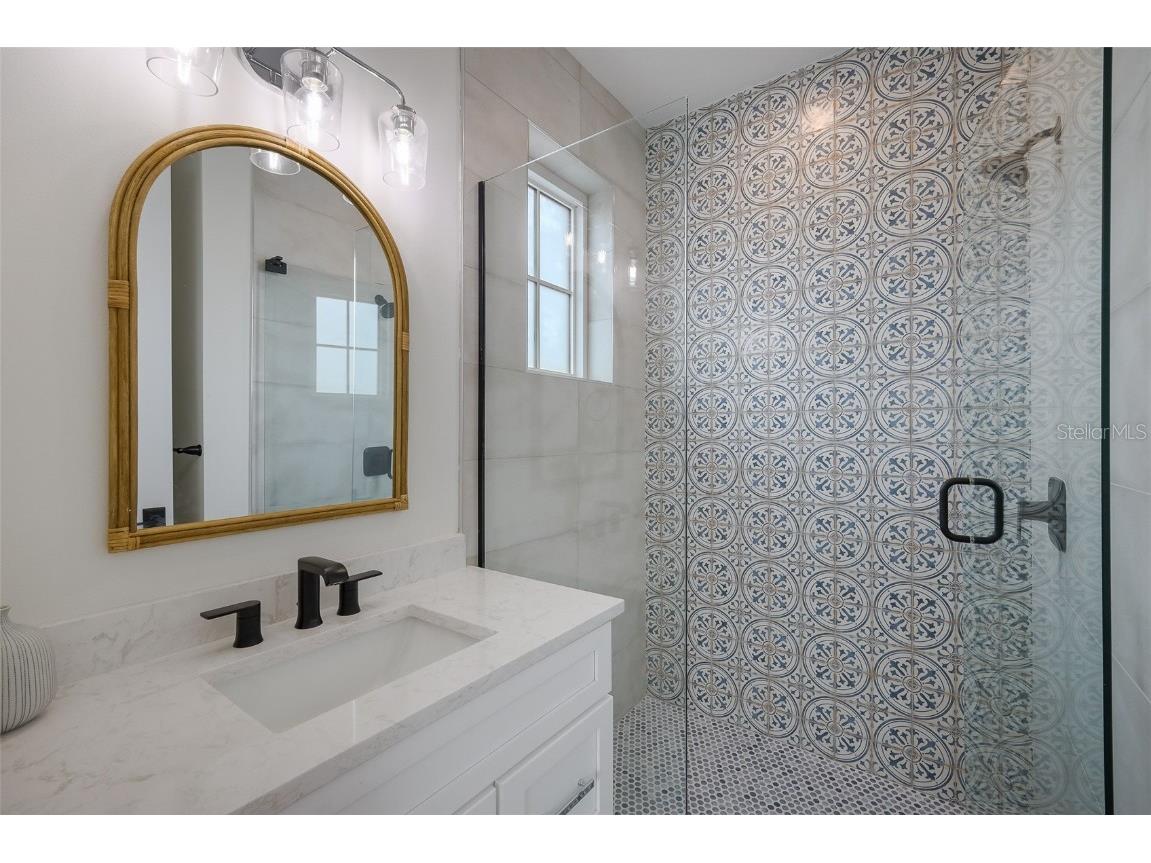 2213 Avenue C Bradenton Beach FL 34217 A4670988 image46