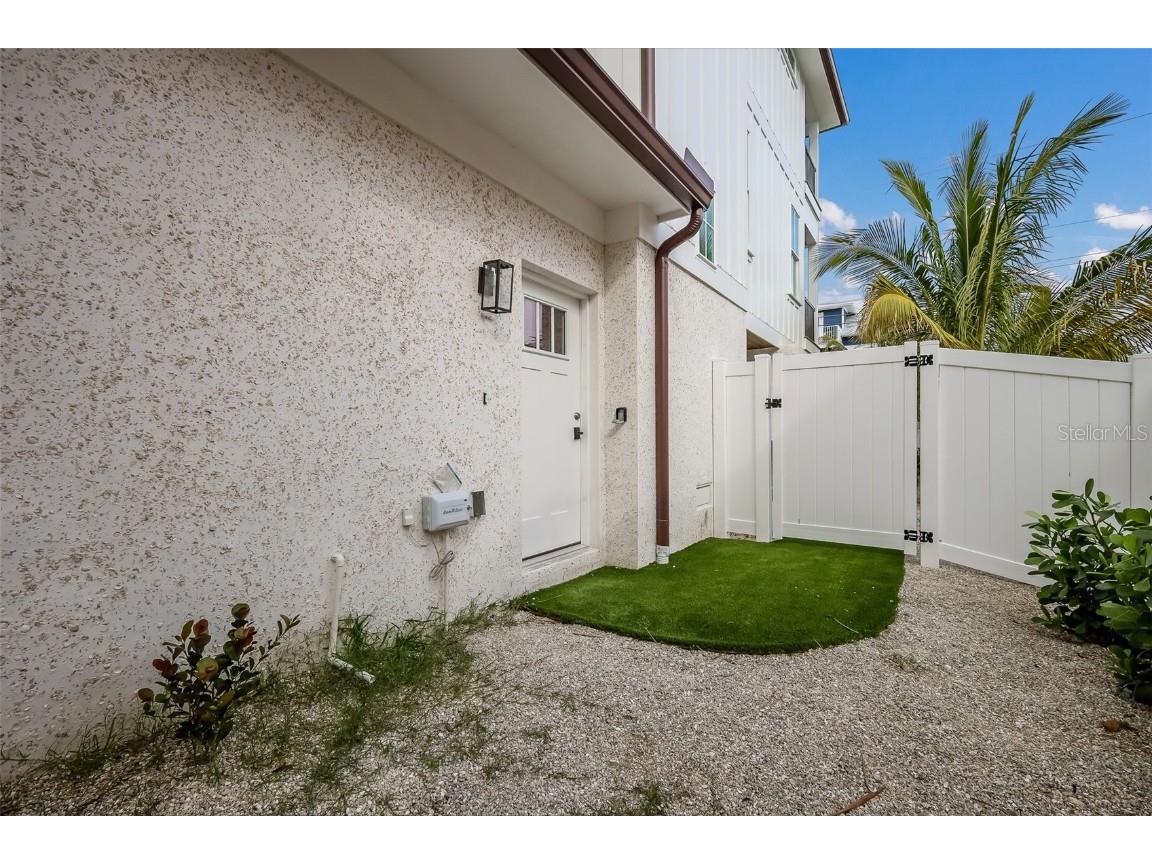 2213 Avenue C Bradenton Beach FL 34217 A4670988 image59