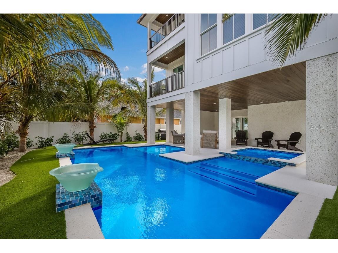 2213 Avenue C Bradenton Beach FL 34217 A4670988 image9