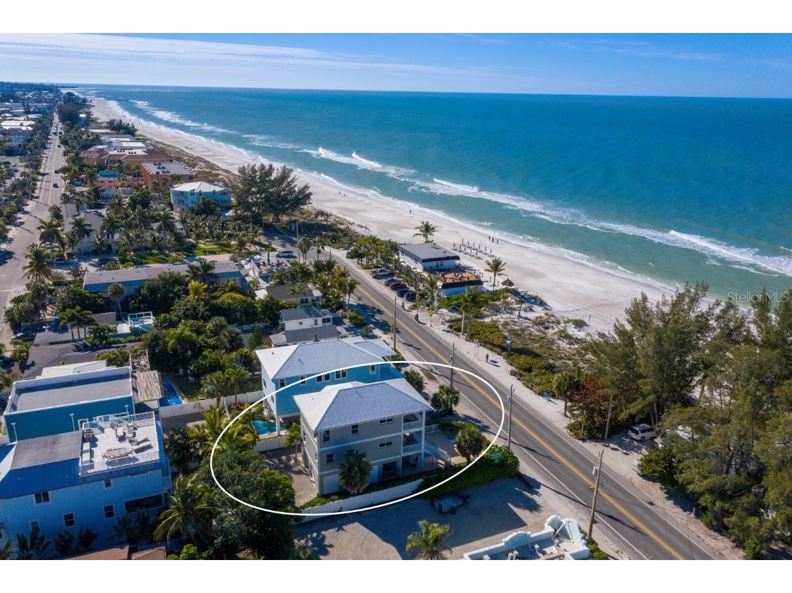 2213 Gulf Drive N Bradenton Beach FL 34217 A4596742 image1