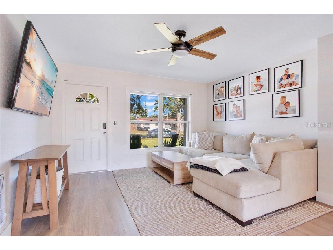 2213 Hemerick Place Clearwater FL 33765 TB8443218 image4