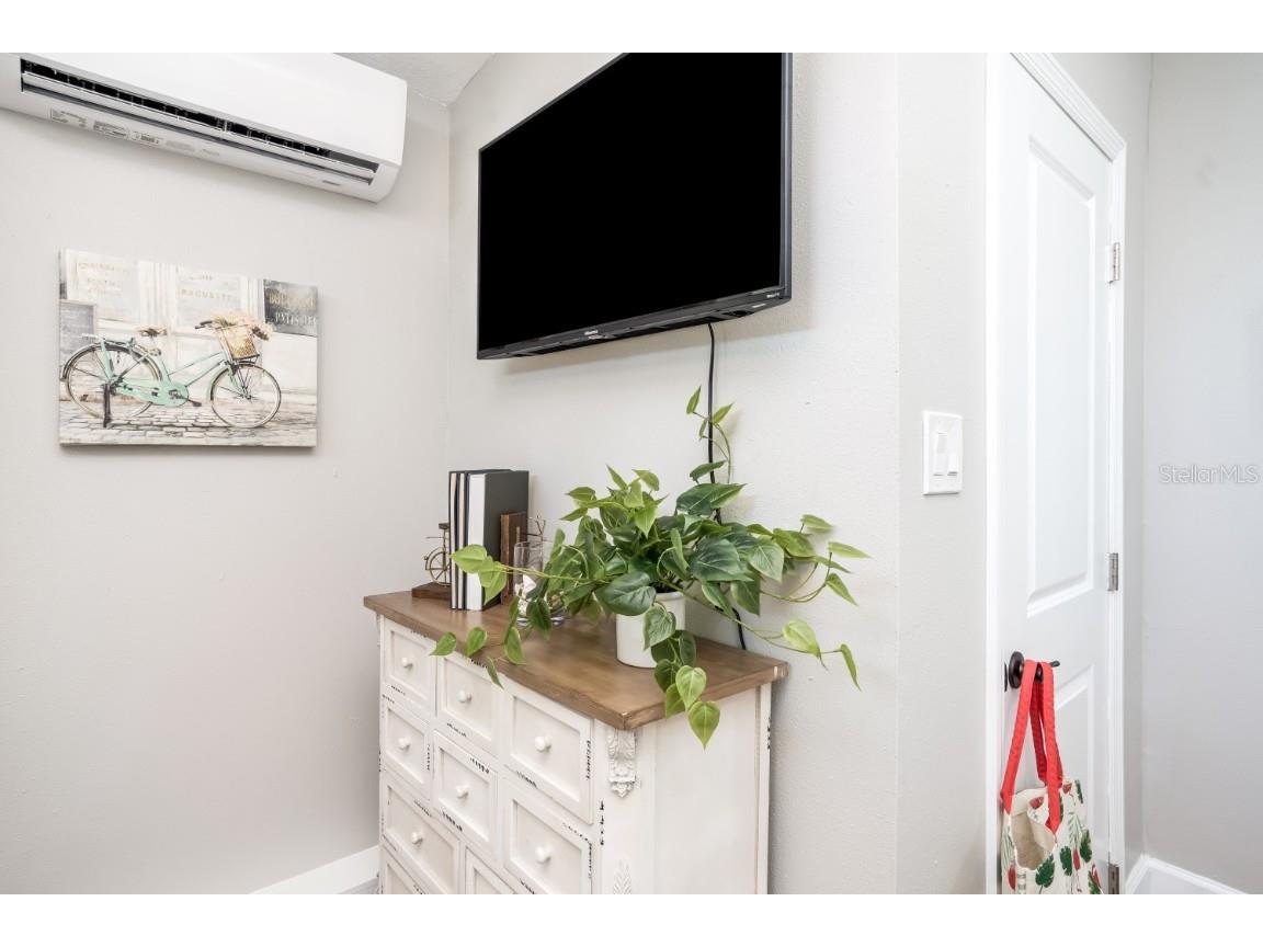 2213 Wason Road #1 Sarasota FL 34231 A4544175 image15