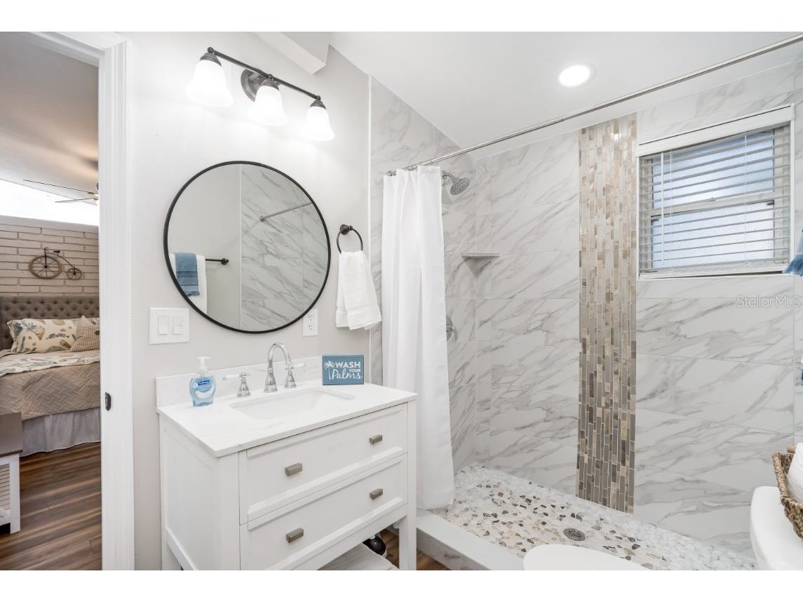 2213 Wason Road #1 Sarasota FL 34231 A4544175 image19