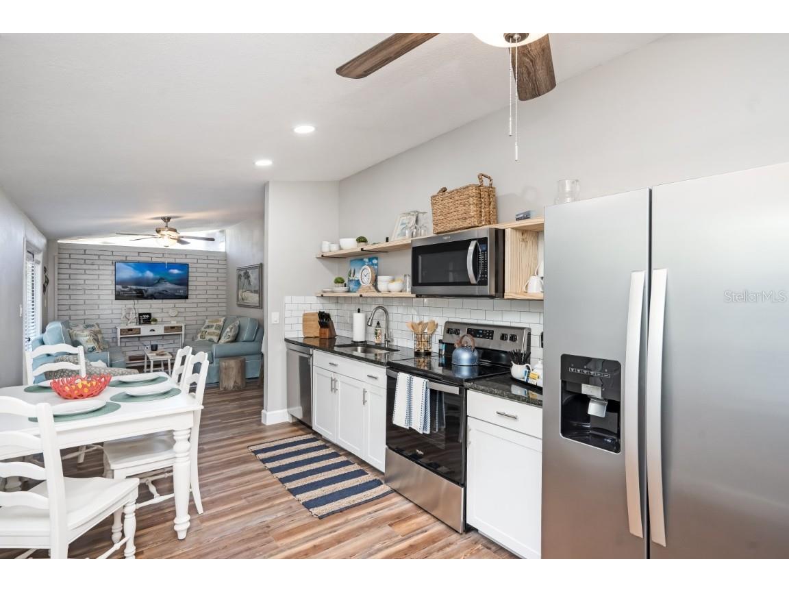 2213 Wason Road #1 Sarasota FL 34231 A4544175 image7