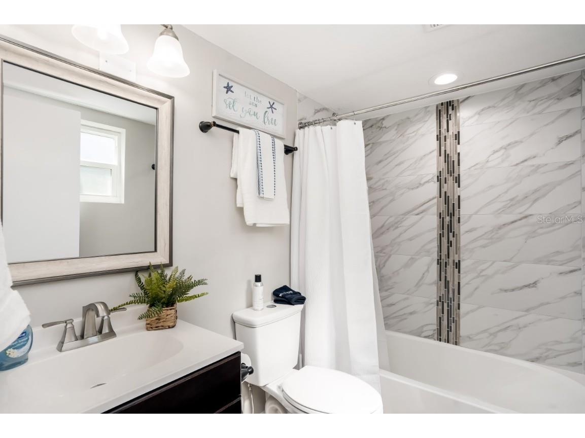 2213 Wason Road #2 Sarasota FL 34231 A4544176 image27