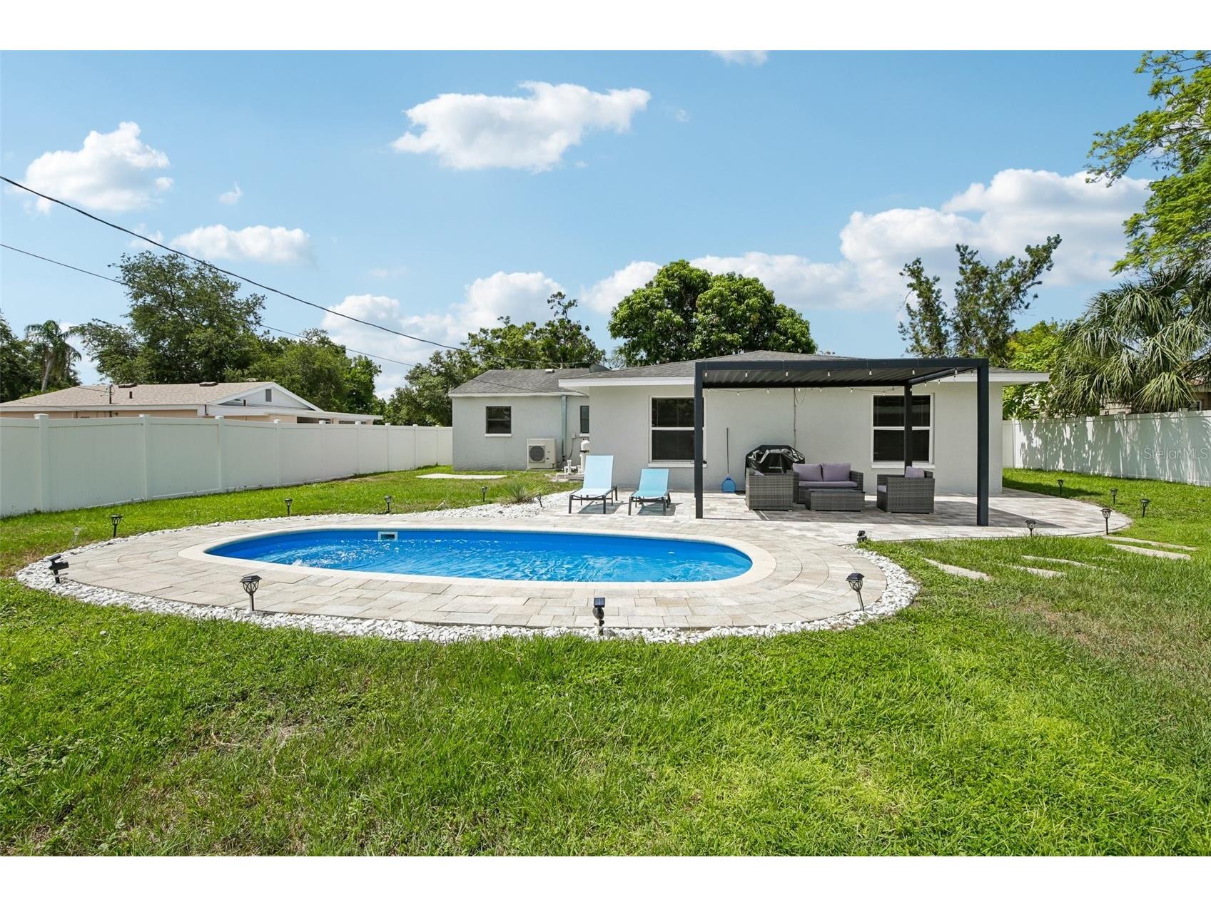 2214 23rd Avenue W Bradenton FL 34205 A4697349 image2