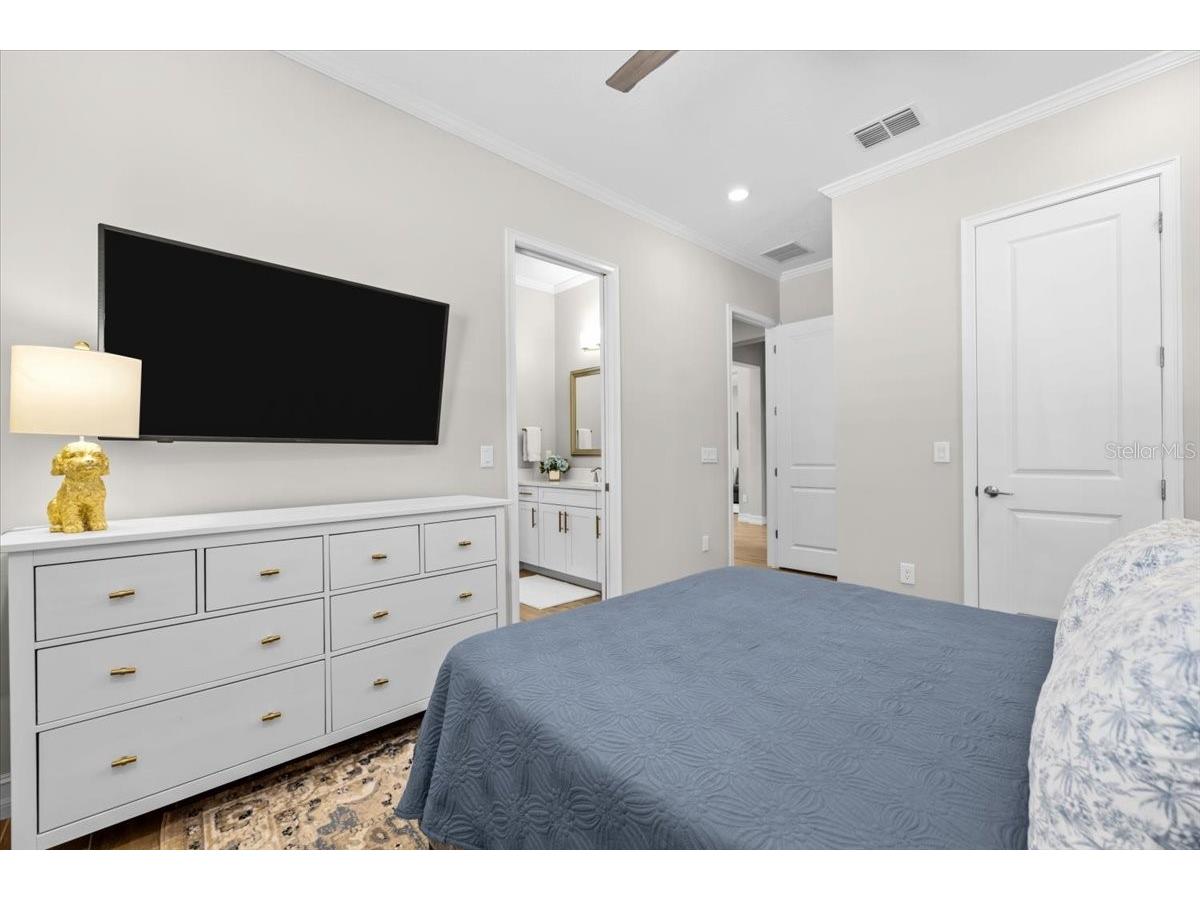 2214 5th Street E Palmetto FL 34221 TB8495056 image25