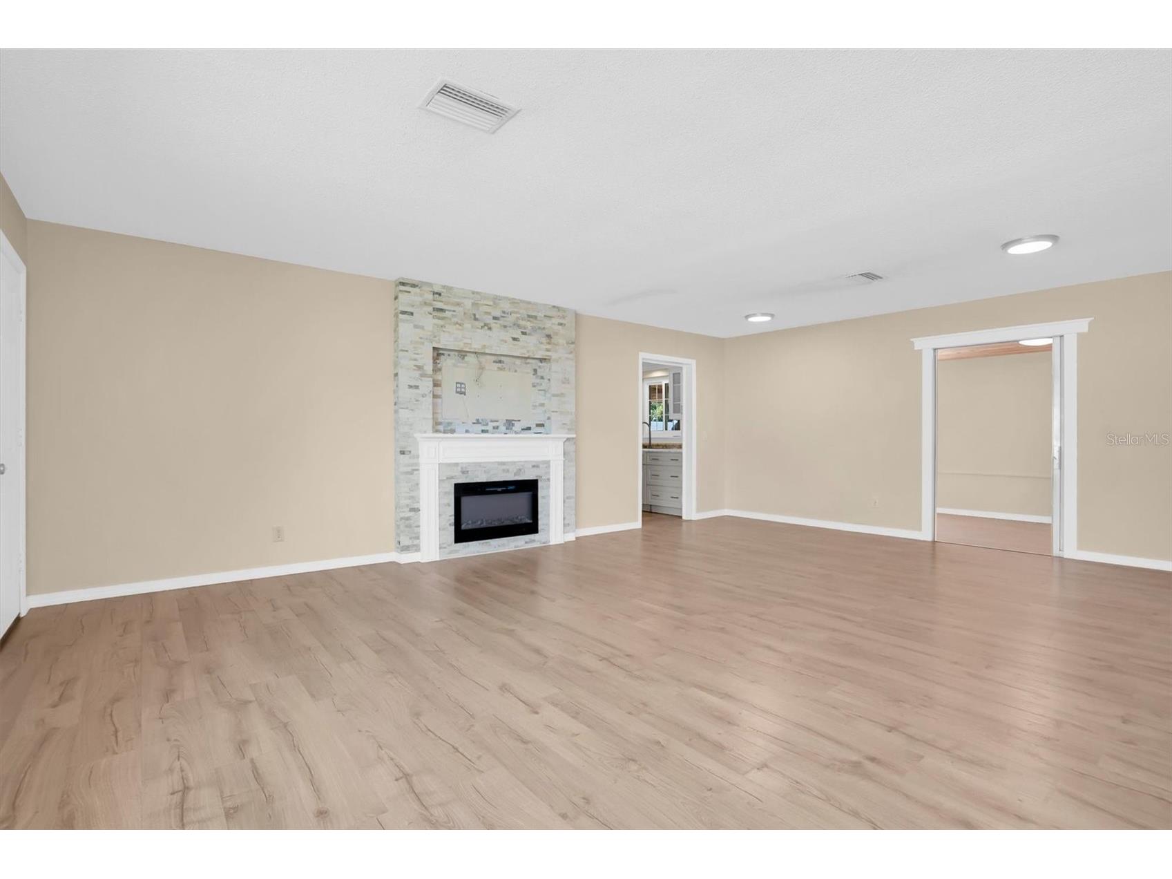 2214 Duncan Drive Belleair Bluffs FL 33770 TB8488793 image6