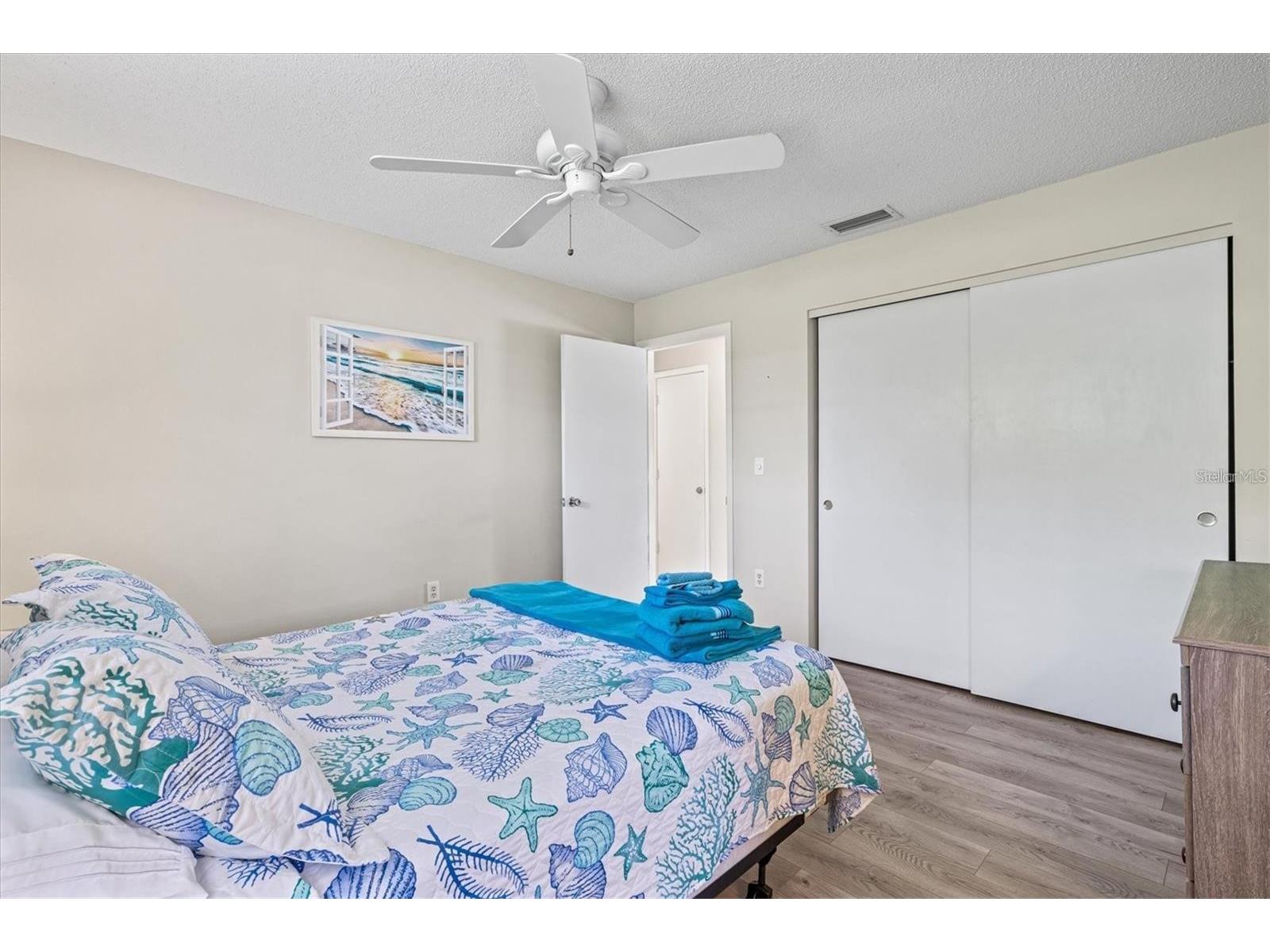 2214 Michele Drive Sarasota FL 34231 A4686063 image14