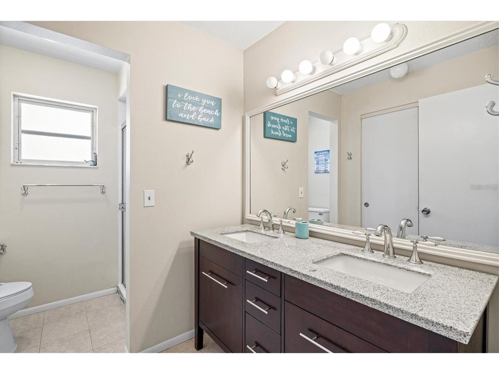 2214 Michele Drive Sarasota FL 34231 A4686063 image15