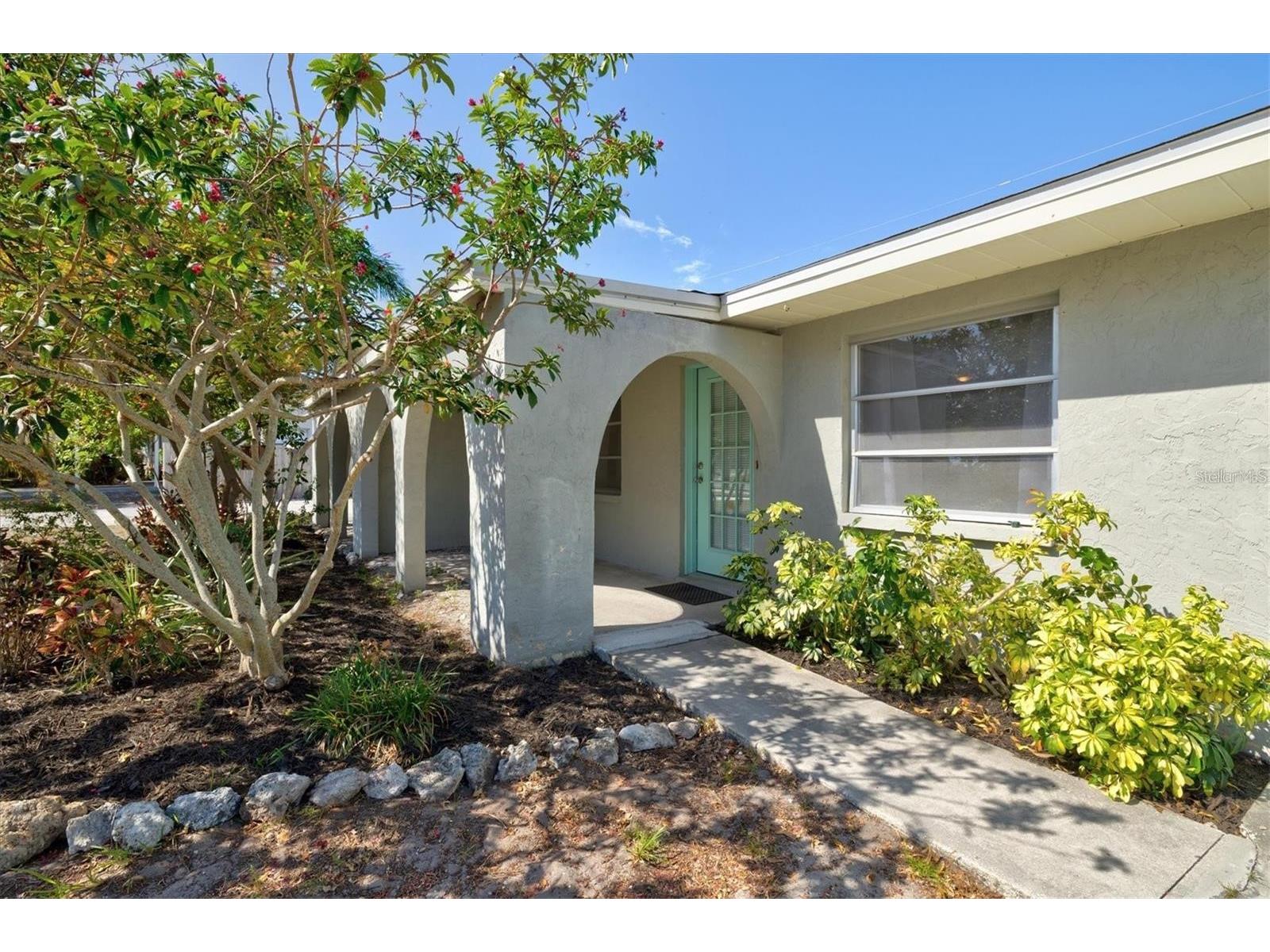 2214 Michele Drive Sarasota FL 34231 A4686063 image22